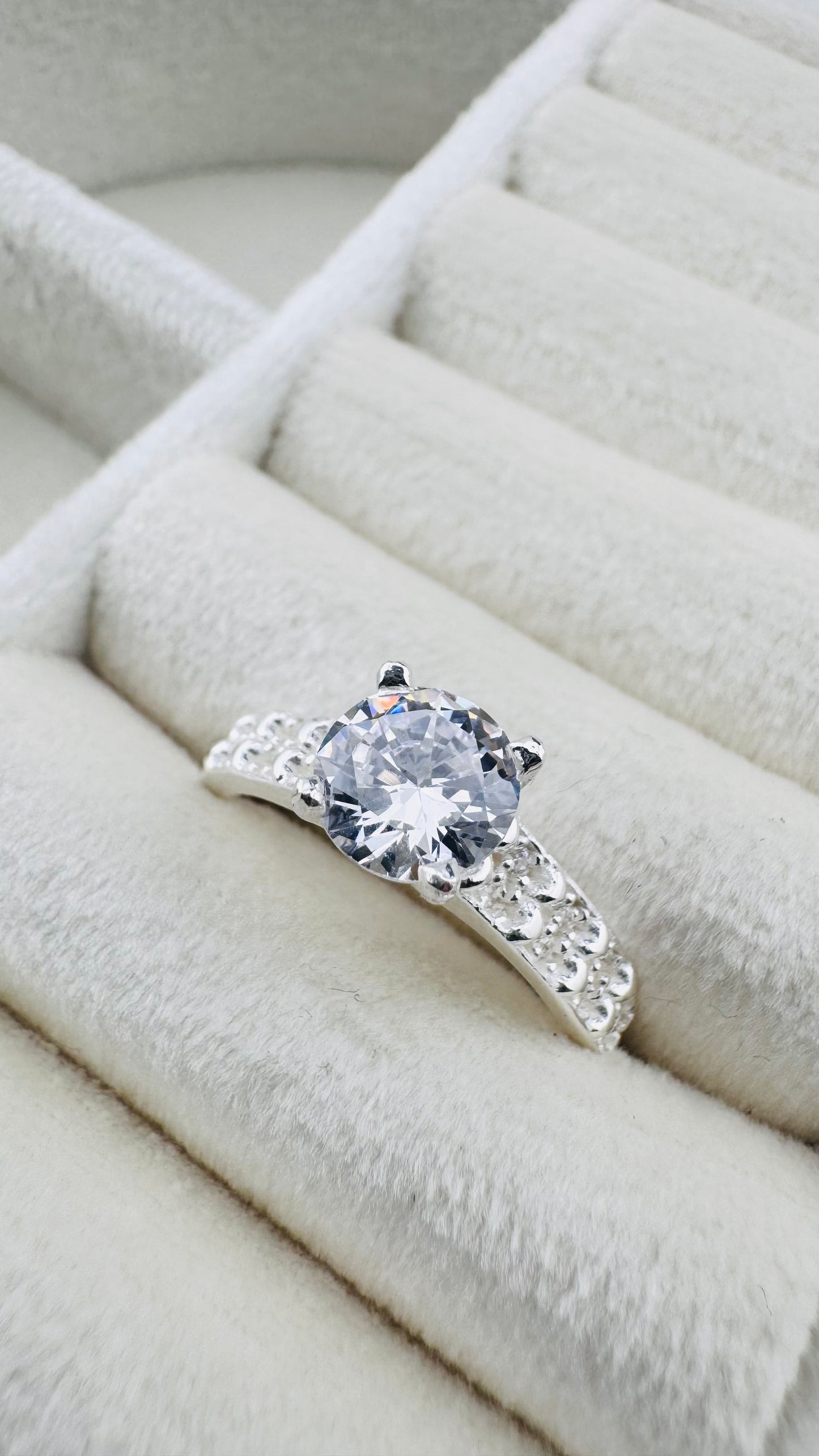 Anillo Eliana en Plata 925 – Talla 8.5