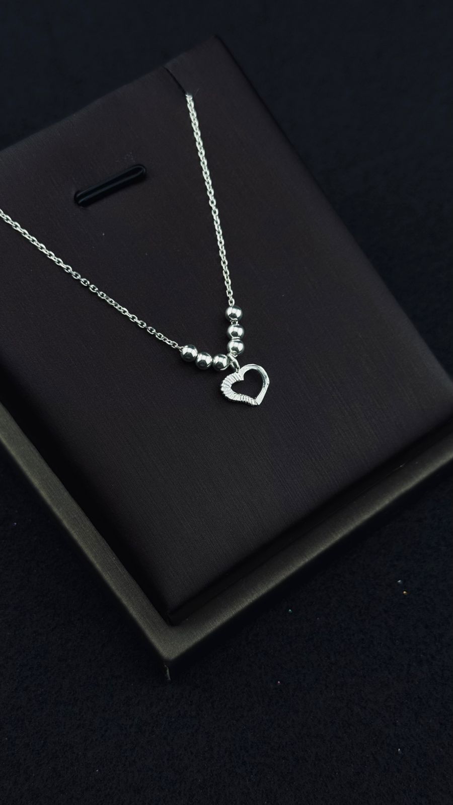 Collar "Corazón Delicado" con Esferas de Plata 925