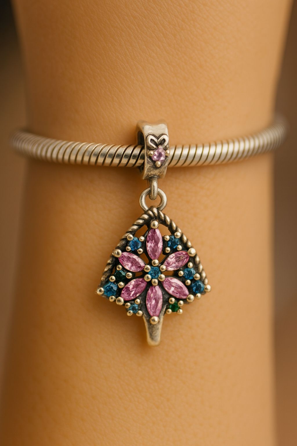 Charm "Árbol Floral" con Circonitas de Colores en Plata 925