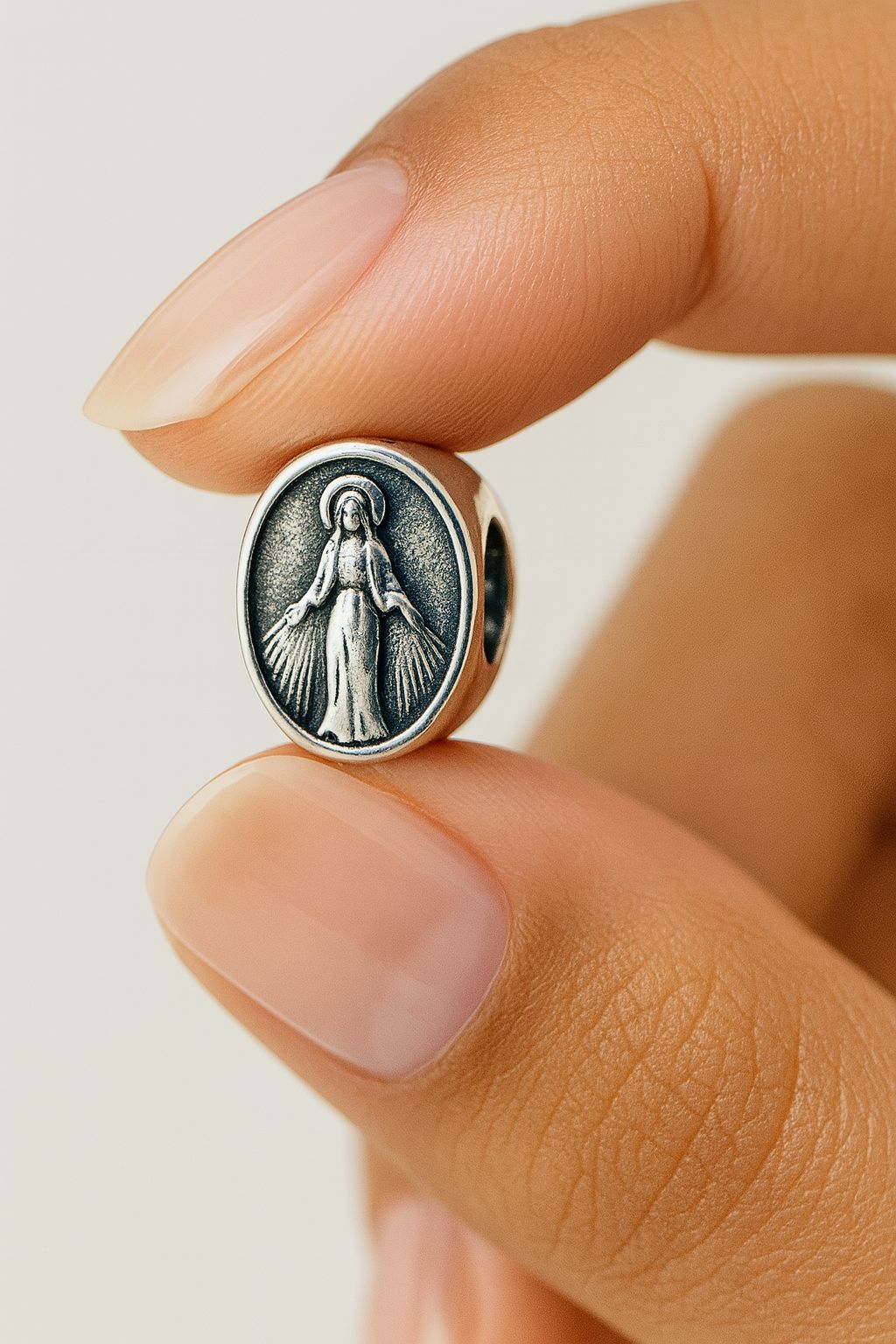 Charm "Medalla Milagrosa" en Plata 925