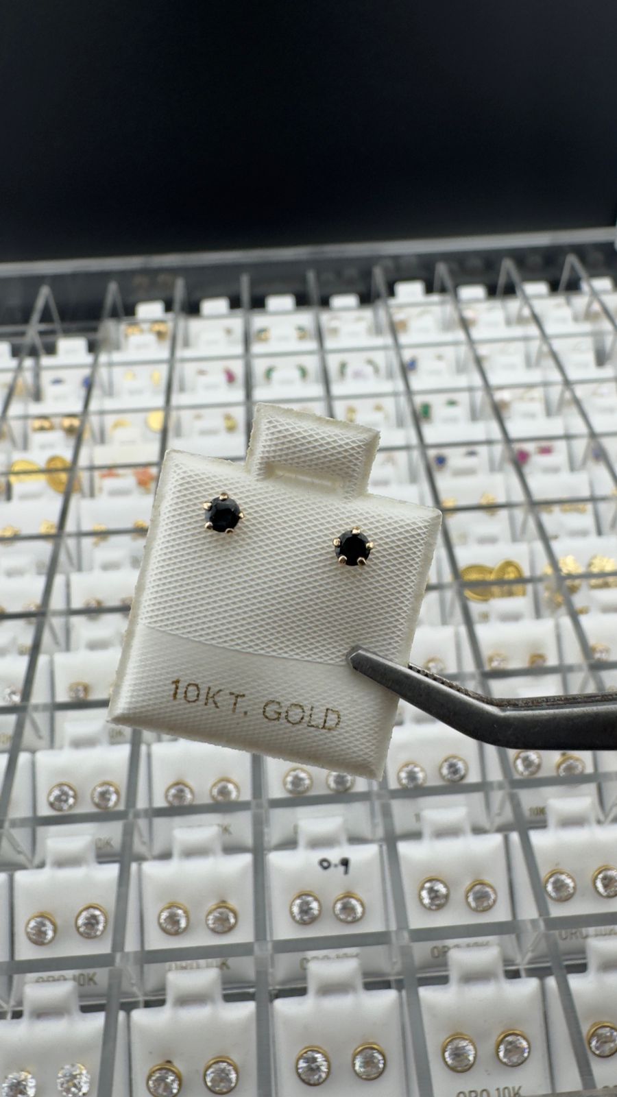 Aretes piedra negra en Oro 10K