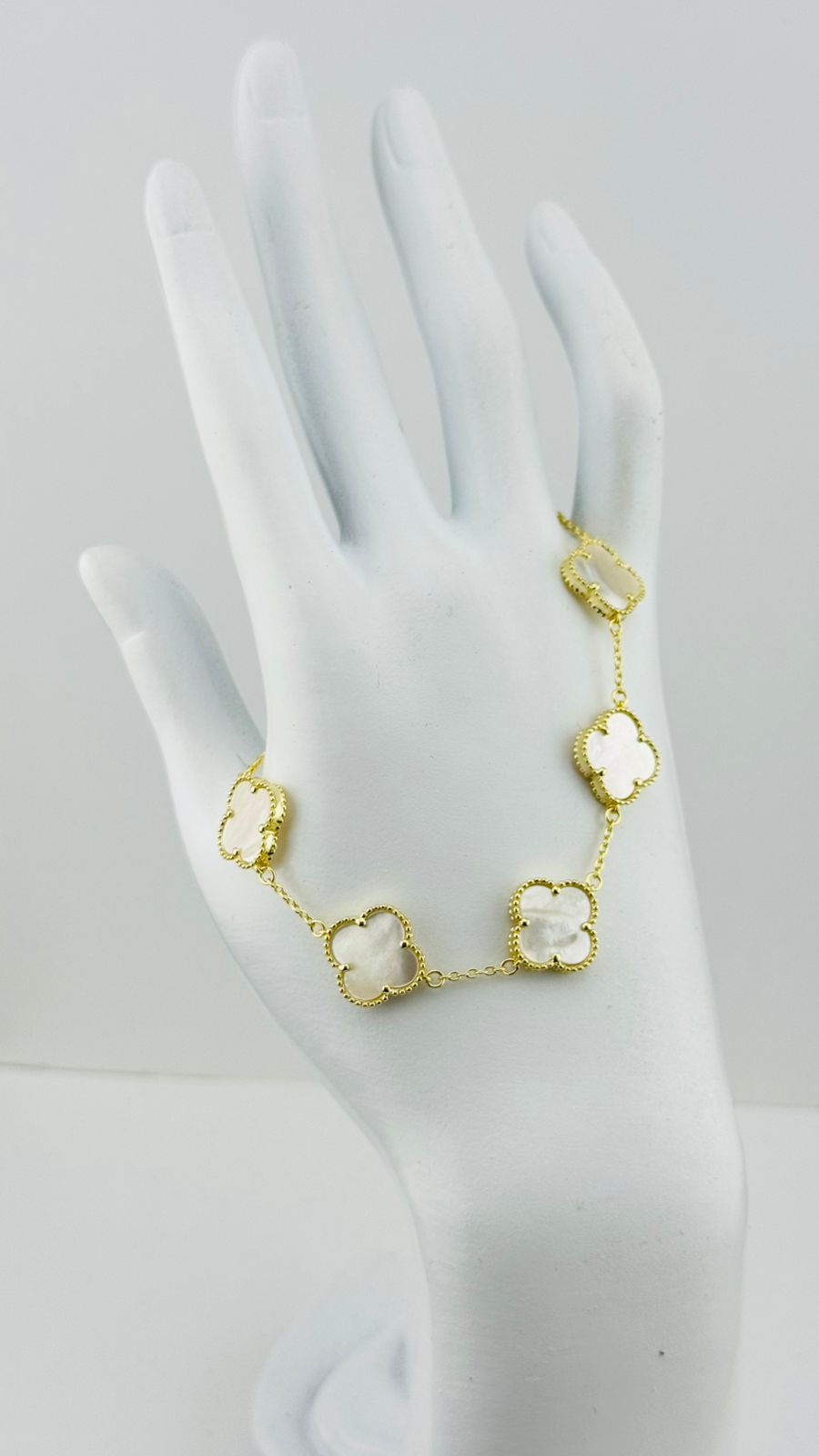 Pulsera Minimalista Trébol Nácar