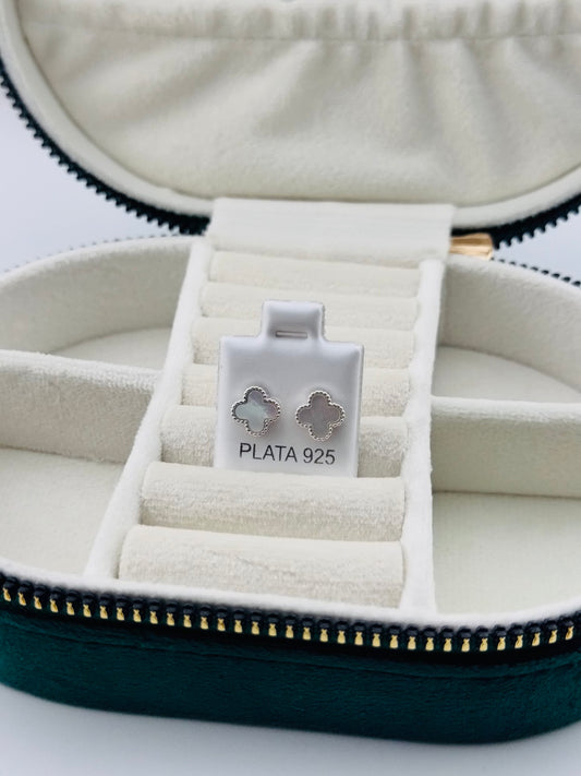 Aretes Trébol Nácar 8mm en Plata 925