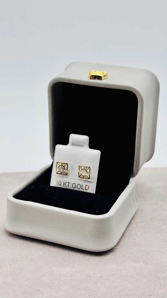 Aretes Cuadro Geométrico en Oro 10K con Zirconia – Cierre de Enroscar