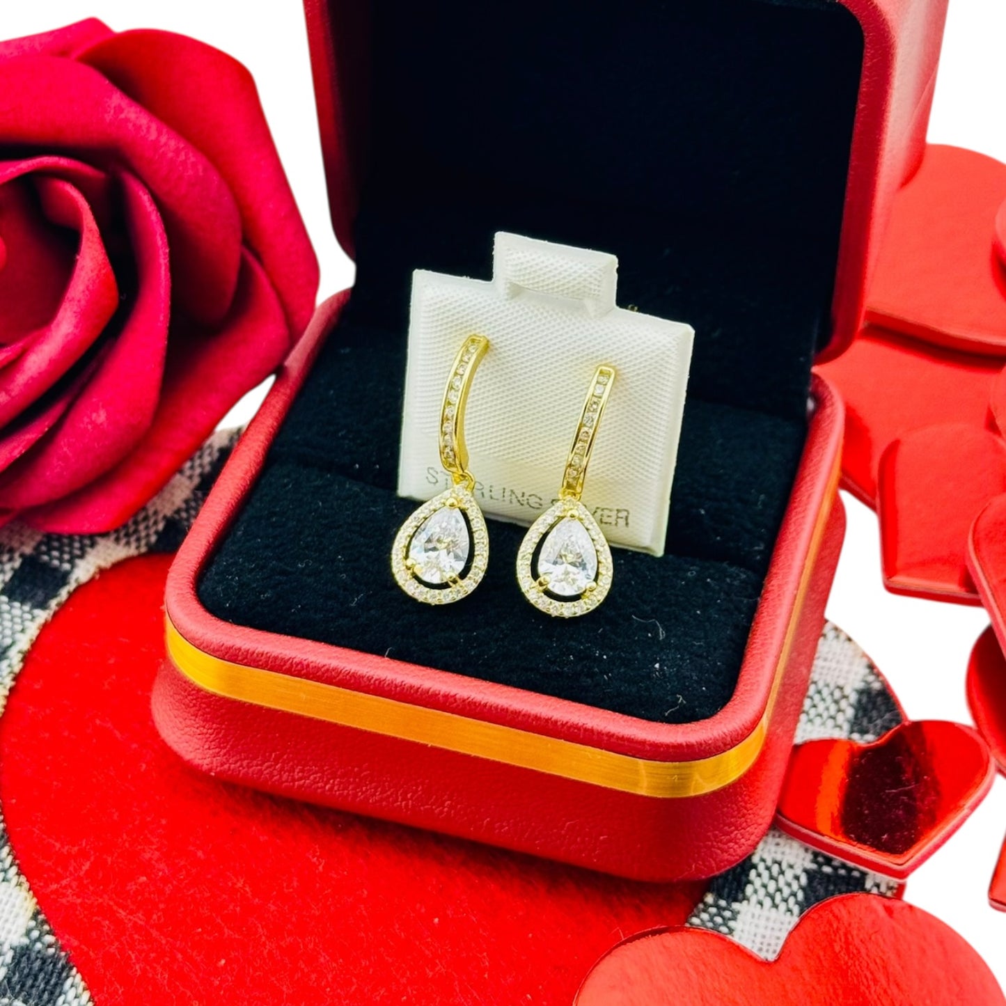 Aretes Gota Elegante – Plata 925 Bañada en Oro