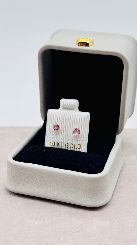 Aretes Punto Brillante en Oro 10K con Zirconia – Cierre de Enroscar