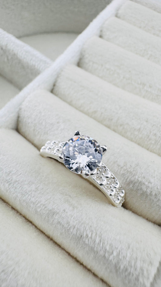 Anillo Eliana en Plata 925 – Talla 8.5