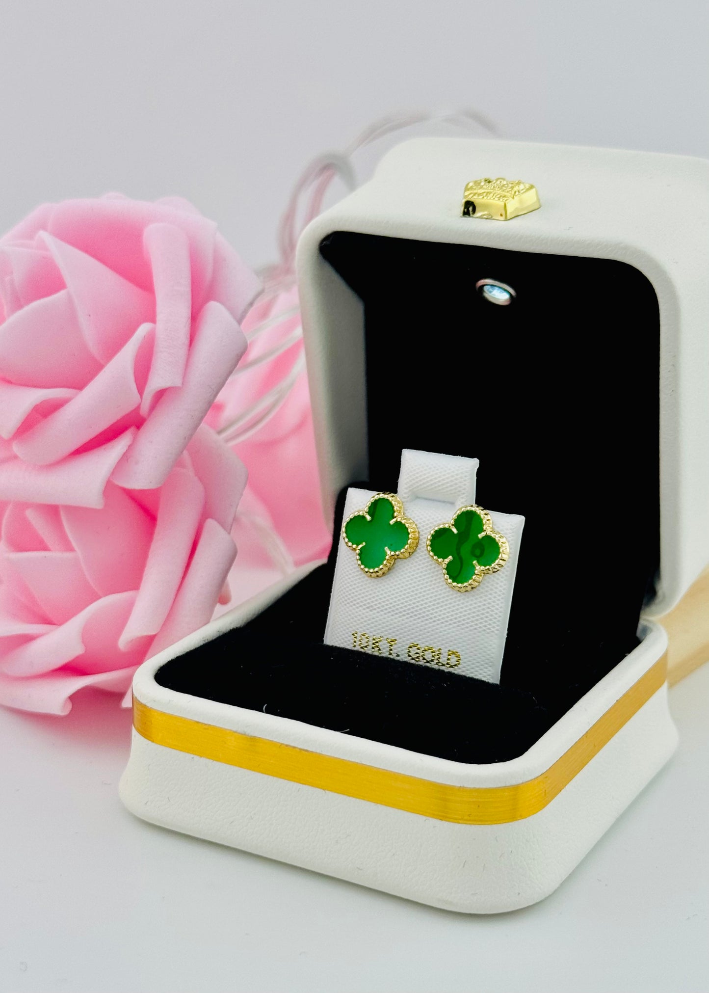 Aretes Trébol de Oro 10K Verdes