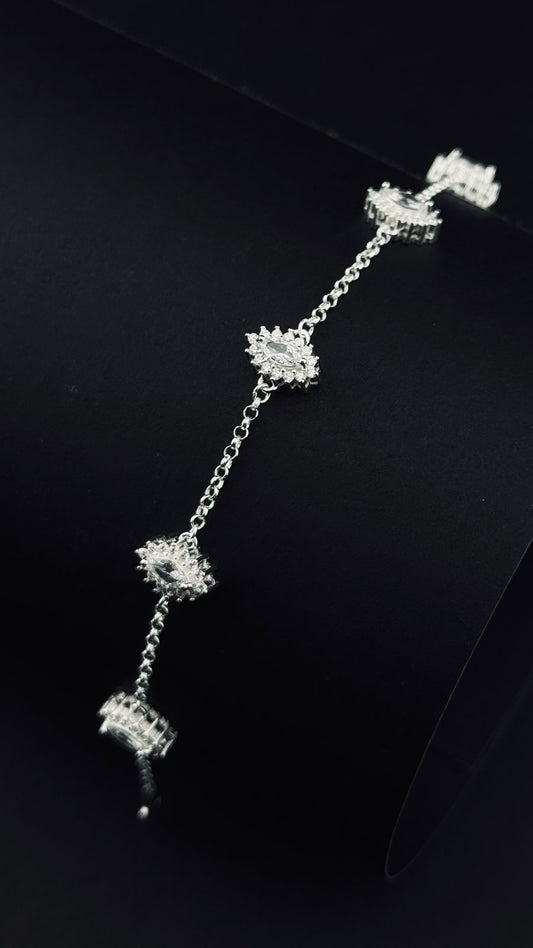 Pulsera Elegante en Plata 925 - Ajustable y Brillante para Todo Estilo