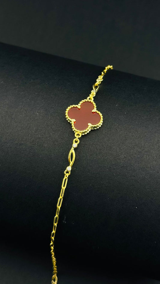 Brazalete "Trébol Rojo Ardiente" con Circonitas en Plata 925