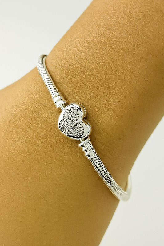 Brazalete "Corazón de Plata Radiante" en Plata 925