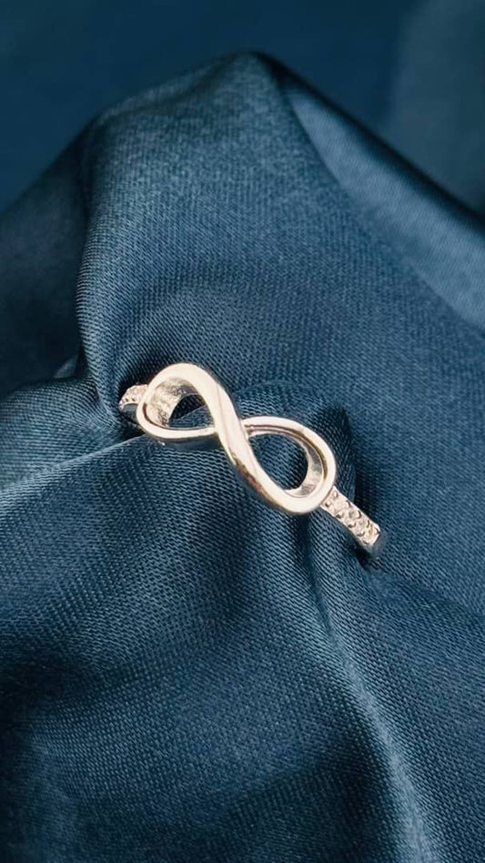 Anillo de plata 925 con símbolo infinito
