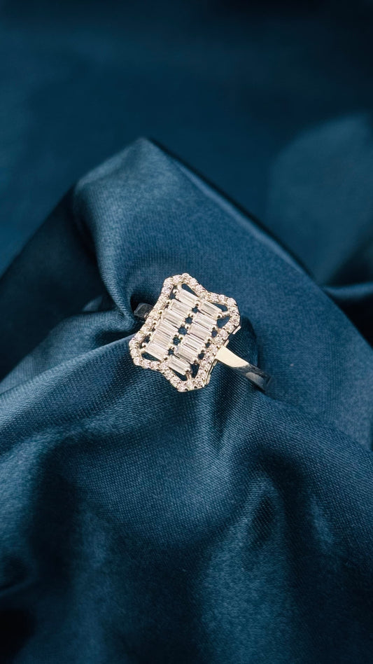 Anillo rectangular brillante en plata italiana 925