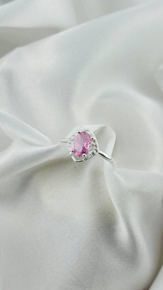 Anillo de plata italiana 925 con circonia rosa corte oval