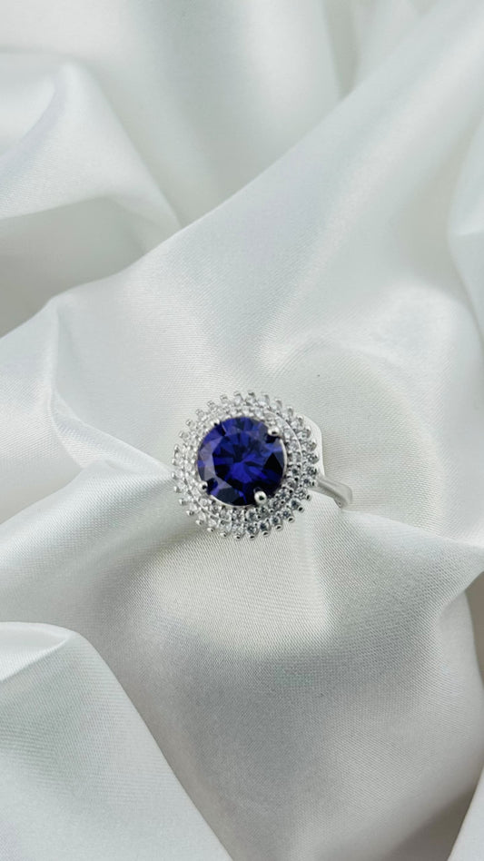 Anillo de plata italiana 925 con circonia azul zafiro