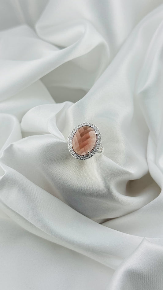 Anillo con piedra durazno en plata italiana 925