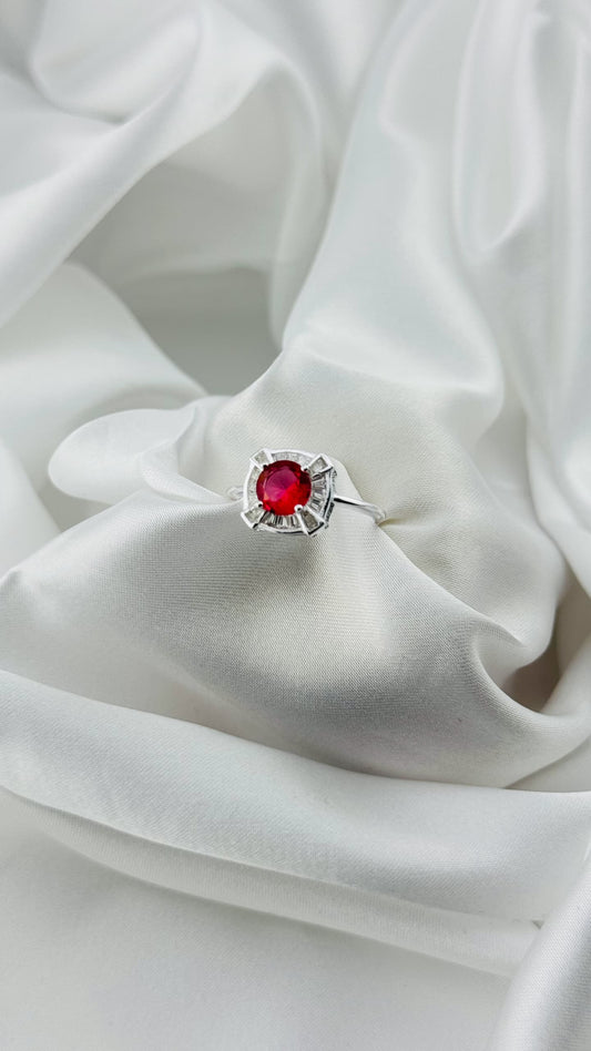 Anillo en plata italiana 925 con circonia roja
