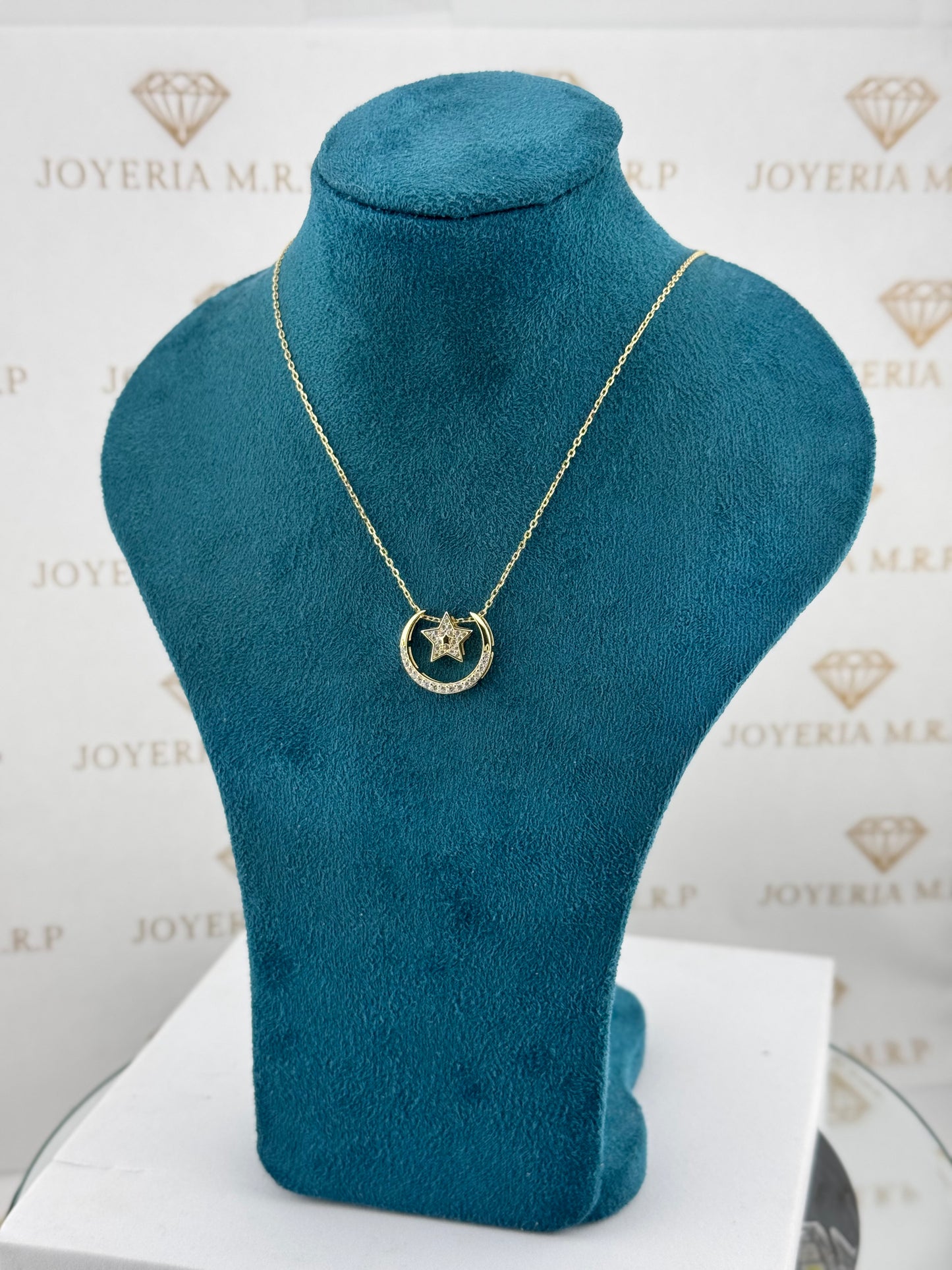 Gargantilla Luna y Estrella – Plata 925 (Bañada en Oro o Rodio)