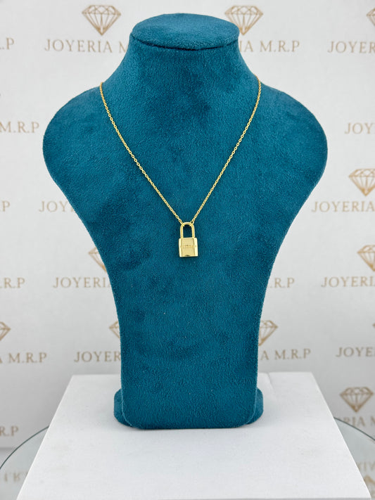 Gargantilla Candado Freedom – Plata 925 Bañada en Oro