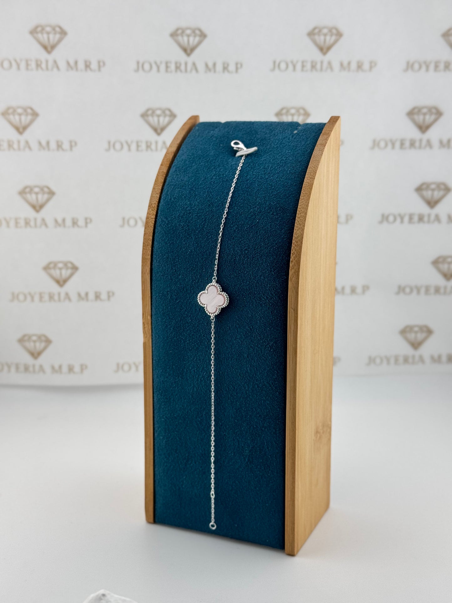 Pulsera Trébol Nácar 15 mm – Pulsera Plata 925 Ajustable (Variantes de Color)