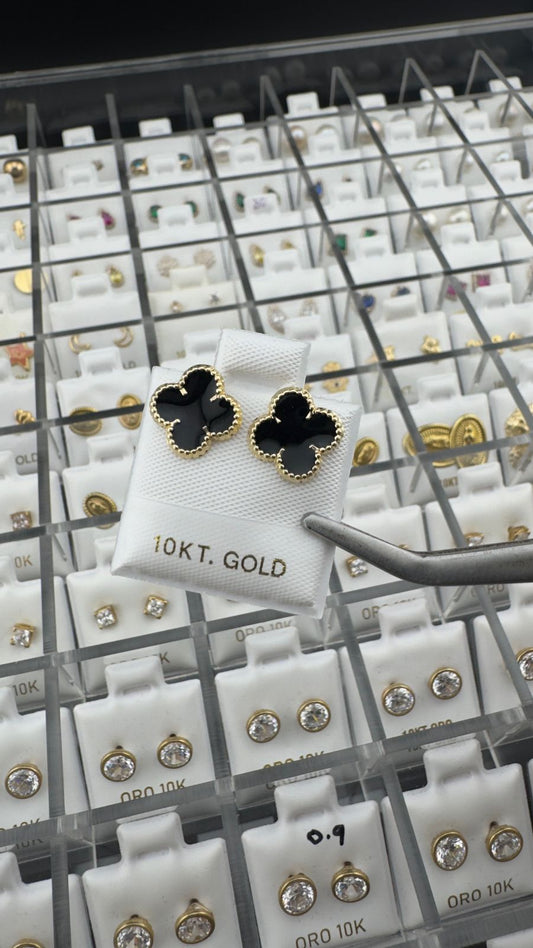 Aretes trébol negro en Oro 10K
