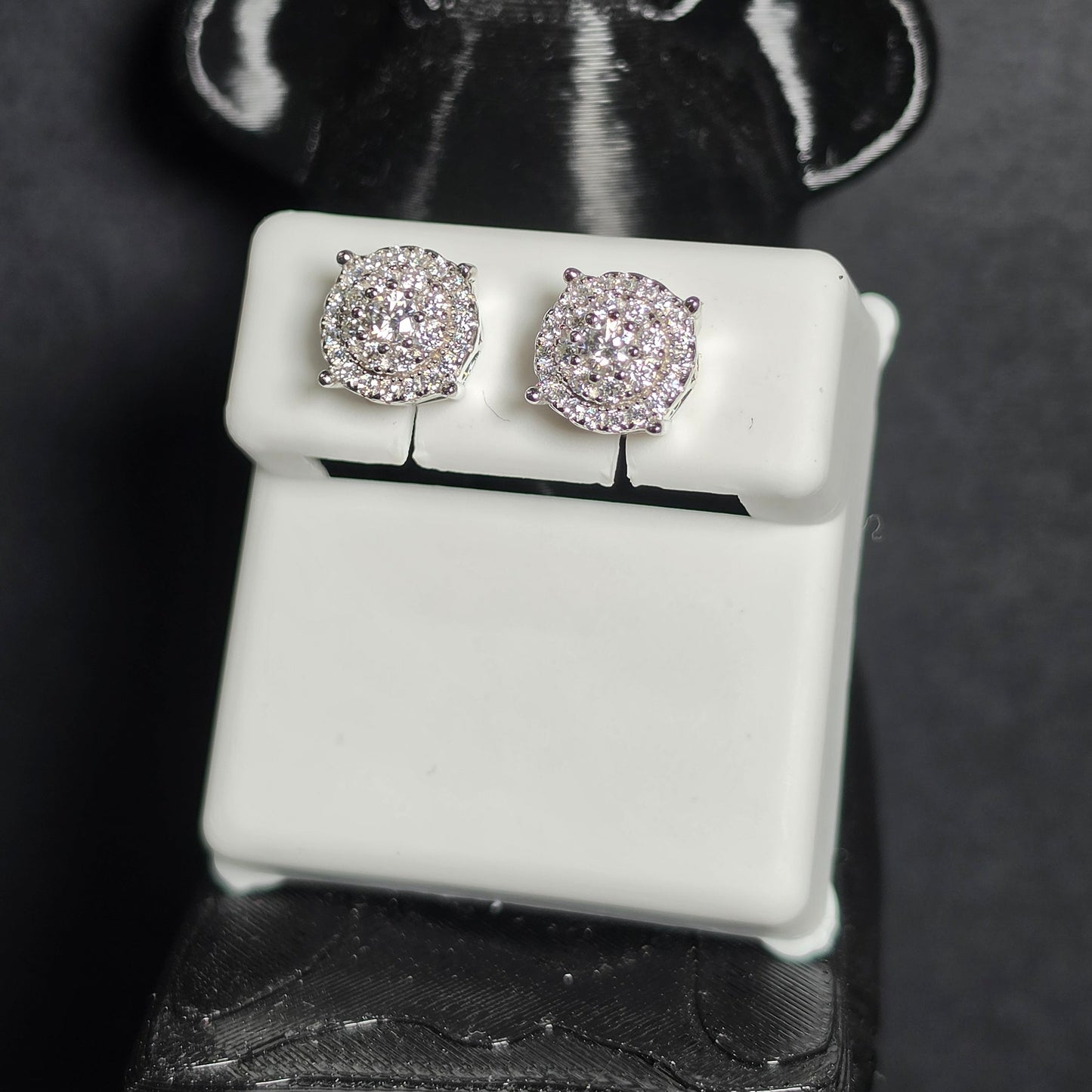 Aretes Halo Royale 0.68 CTW con Moissanita VVS en Plata 925