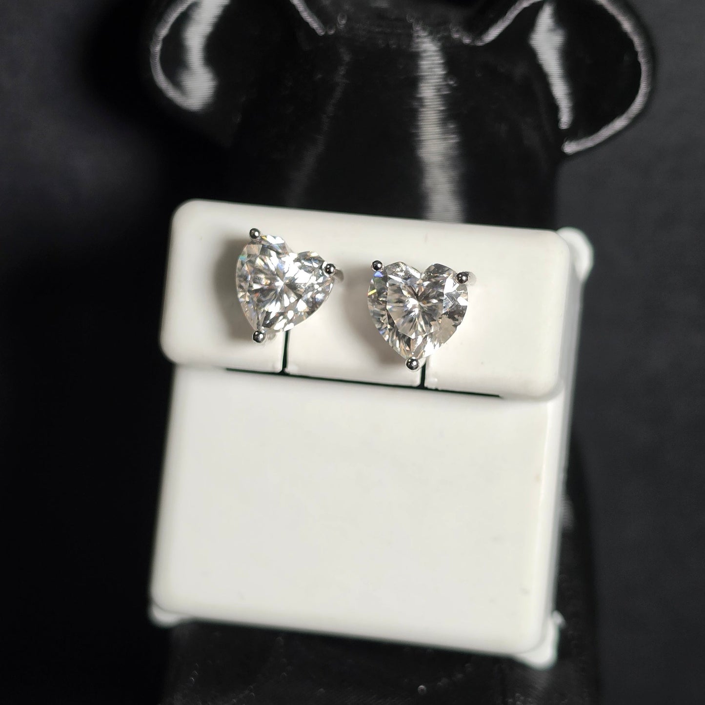 Aretes Corazón 4 CTW con Moissanita VVS en Plata 925